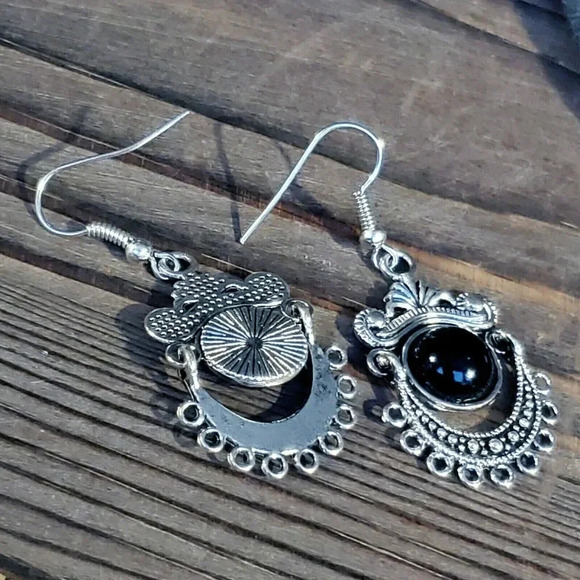 Handcrafted Antique Silver Plated Black Porcelain Stone Dangle Earrings - Picture 8 of 8
